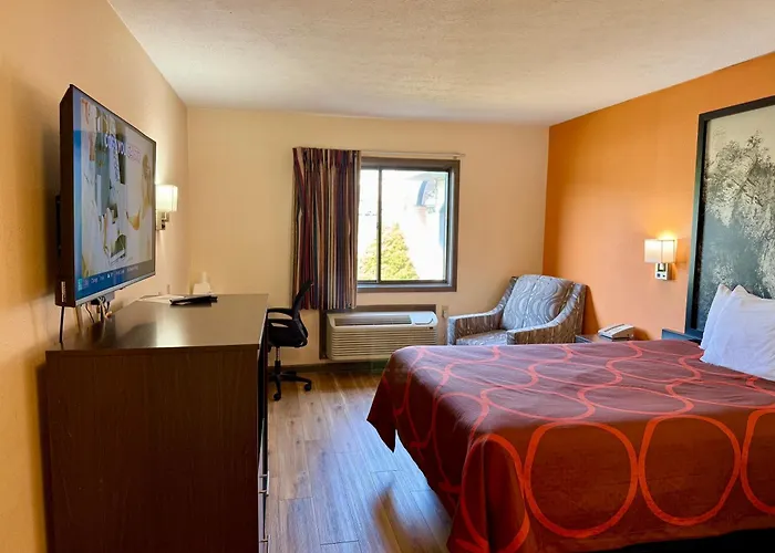 Super 8 By Wyndham Hillsville